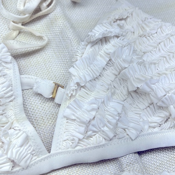 BCBG Max Azria two piece swimsuit bikini size M - Picture 2 of 2